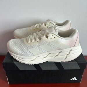 adidas Women’s adistar 3 running shoes size 7